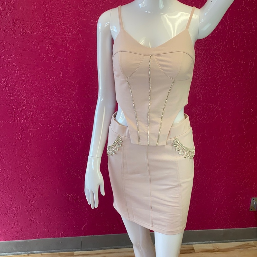 WHOLESALE BUNDLE DEAL - Picture 2 of 5